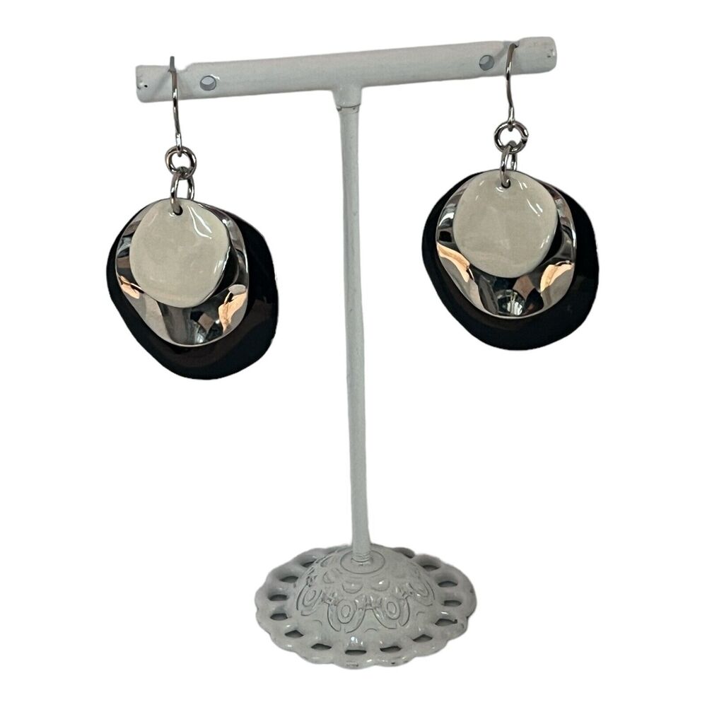 New Enamel Earrings Silver Tone Cream & Black Dangle - 3K